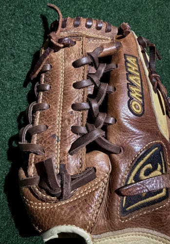 Louisville Slugger Omaha RH Infield Baseball Glove 11.5" (Used)
