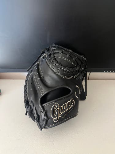 New Grace Gloves RH Catcher's Baseball Glove 33" (New)