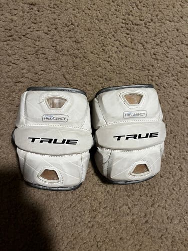 Medium Adult True Frequency Arm Pads (Used)
