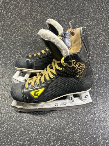 Black Graf Supra 707 Hockey Skates Regular Width 7 (Used)