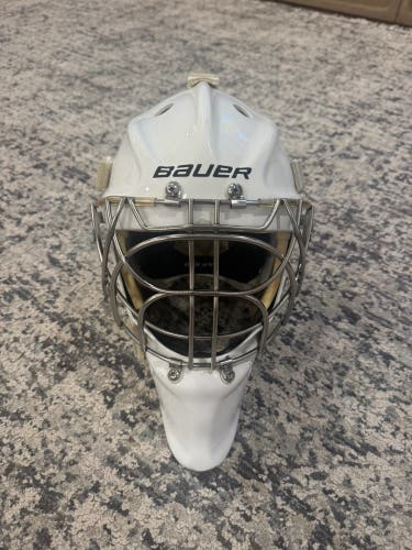 Senior Large Bauer 960 Goalie Mask (Used)
