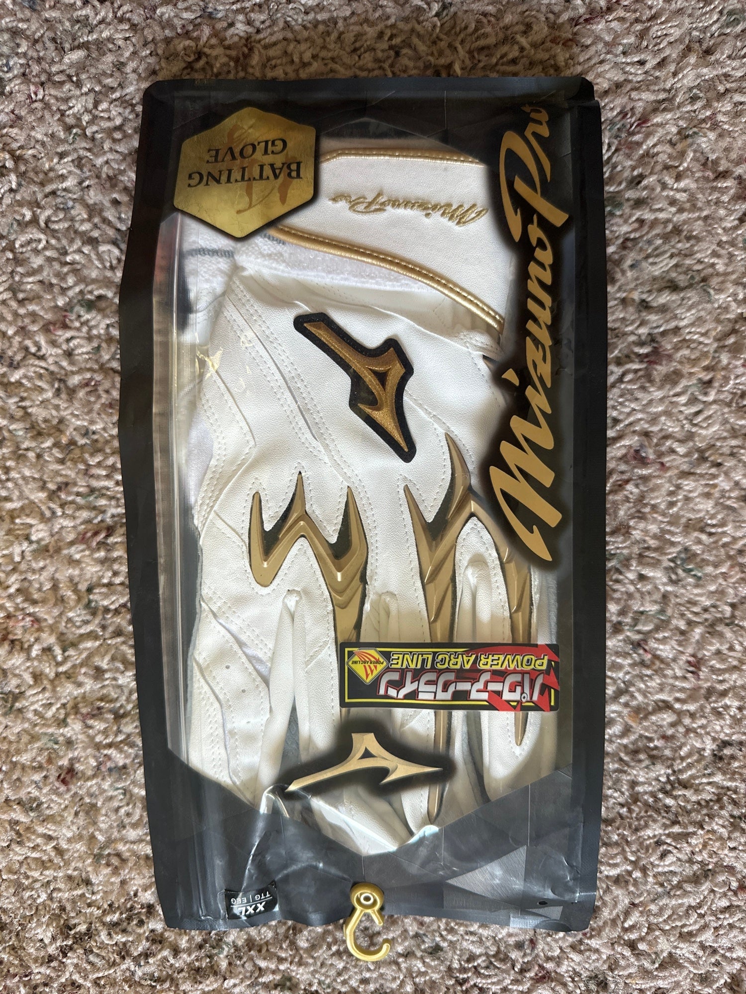 Japanese Mizuno Pro Batting Gloves (New) | SidelineSwap | Buy and