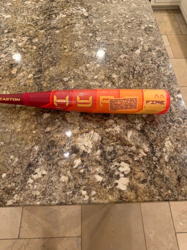 2025 Easton Hype Fire Composite USABat Certified Bat (-5) 26 oz 31" (New)