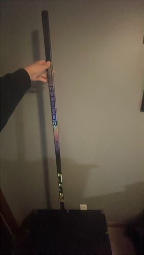 Senior CCM Ribcor Trigger 8 Pro Left Hand Hockey Stick P28 75 Flex Pro Stock (Used)