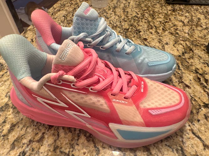 Pink/Blue BIG3 4.0 Quick “Reverse” girls Volleyball shoes Size M 5.0 / W 6.5 (Used 1 time)