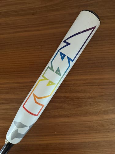 2025 DeMarini Prism 29/18 (-11) Fastpitch Softball Bat