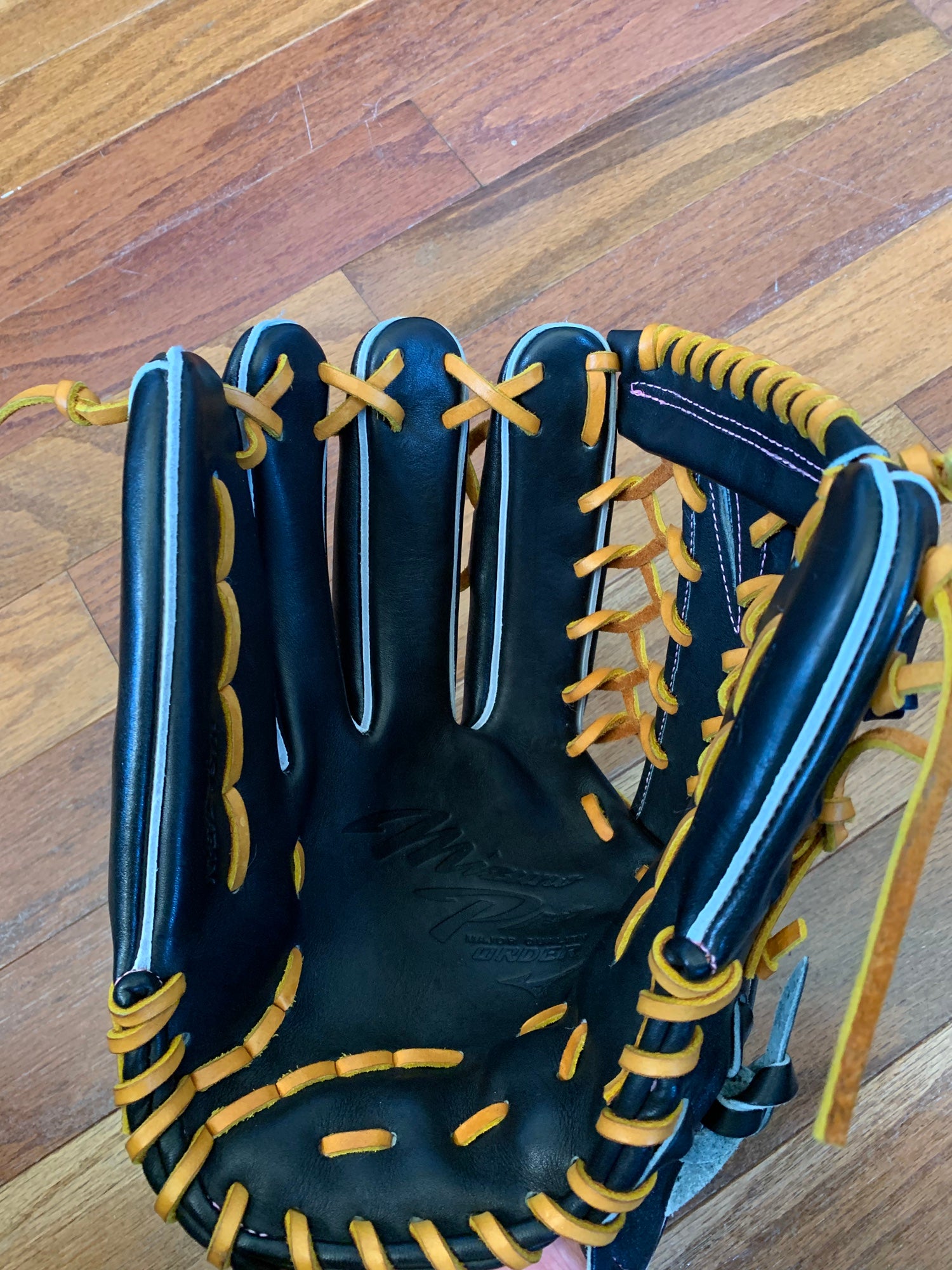 Mizuno Pro - 1/1 Haga Japan Lefty Glove - Trades Welcome