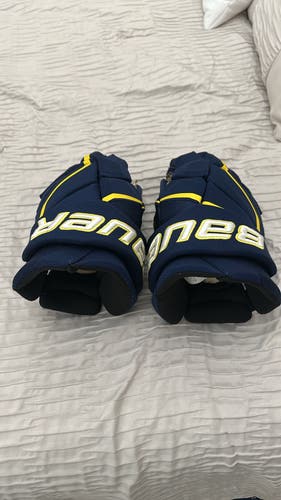 Bauer Vapor Hyperlite Gloves 13" Pro Stock (New)