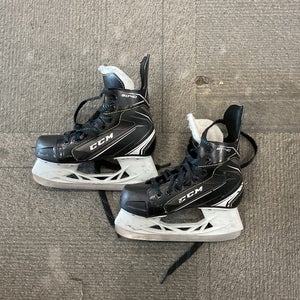 Used CCM TACKS 9040 Junior Hockey Skate Junior 01 11614-S000239661