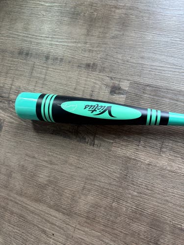 2025 Victus Vibe Alloy USSSA Certified Bat (-10) 18 oz 28" (Used)