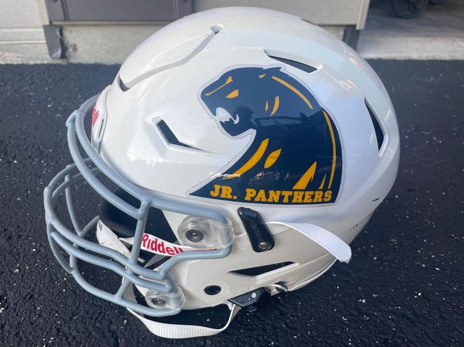 White Youth Large Riddell SpeedFlex Helmet (Used)