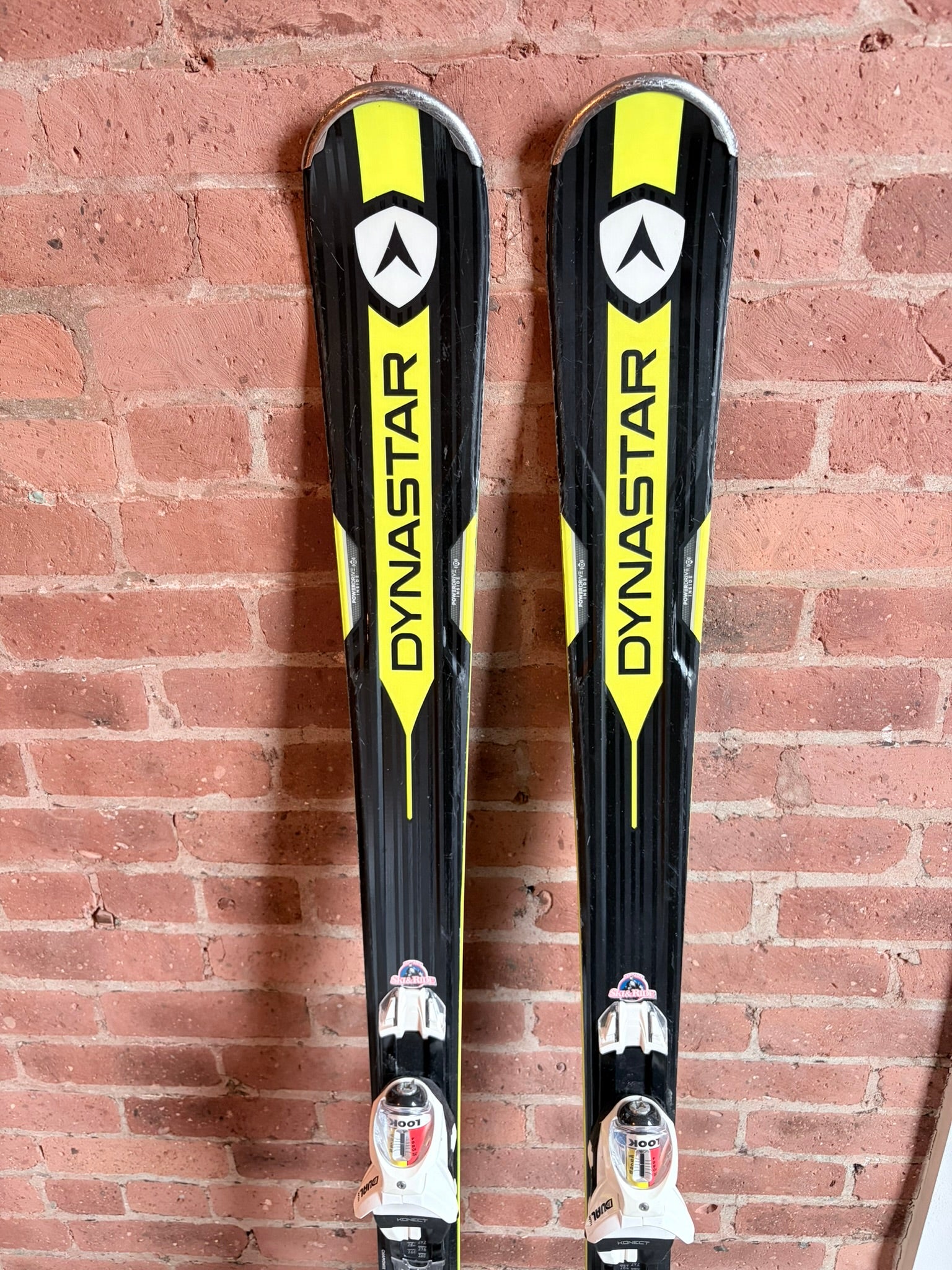 Men's 2018 Dynastar 167 cm All Mountain Speed Zone 10 Ti Skis With