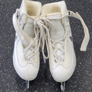 Used Jackson SOFTEC WomensFigure Skate White Senior 9 11849-S000041717