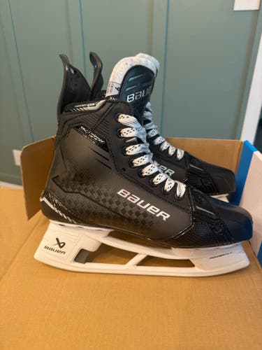 Black 2025 Bauer Supreme Shadow Hockey Skates 9 (New)