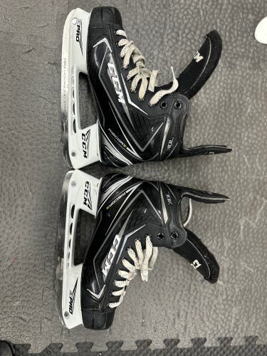 CCM Ribcor 70K Hockey Skates Pro Stock 8 (New) Callahan