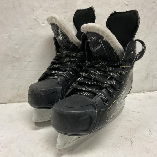 Used CCM TACKS 9060 Youth Hockey Skate Youth 12.0 11855-S000206488