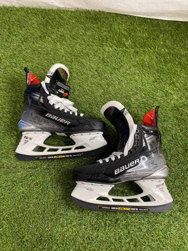 New Bauer Vapor XLTX Pro+ Hockey Skates | Size 10.5 Fit 1