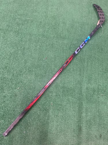 CCM JetSpeed FT7 Pro Hockey Stick Right Handed | P28 50 Flex