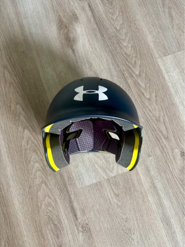 6 3/4 Under Armour UABH2-110 Batting Helmet (New)
