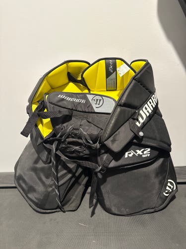 Senior XXL Warrior R/X2 Hockey Goalie Pants (Used)