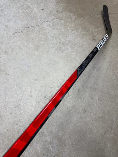 77 Flex P88M Senior Bauer Supreme Ultrasonic Pro Stock Left (New)