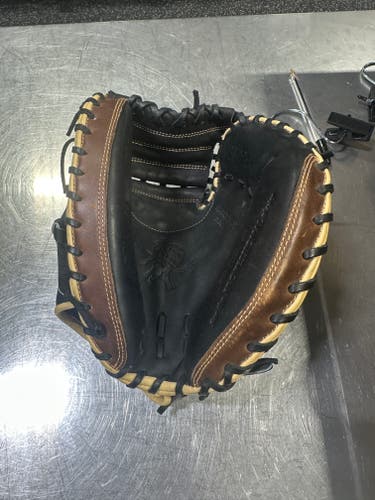 Rawlings RH Heart of the hide Catcher's Glove 33" (Used)