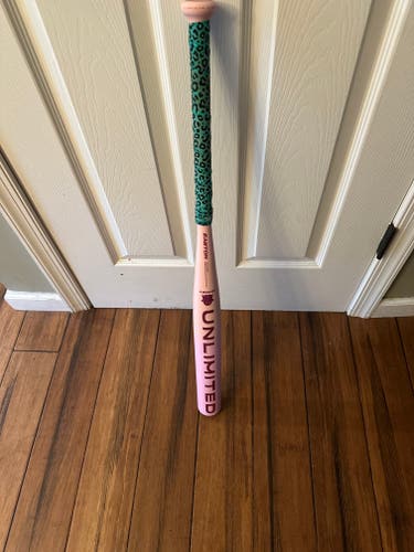 2026 Easton Ghost Unlimited Composite Bat (-10) 22 oz 32" (Used)