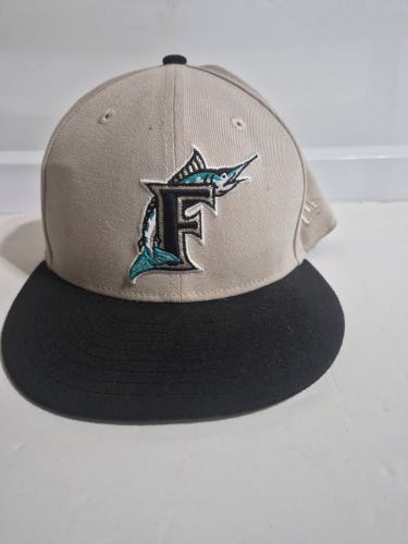 7 1/4 New Era Hat (Used)