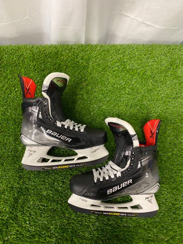 New Bauer Vapor XLTX Pro+ Hockey Skates | Size 10.5 Fit 1