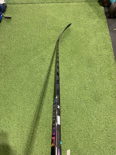 Senior Bauer Vapor Flylite Left Hand Hockey Stick P28 87 Flex Pro Stock (New)