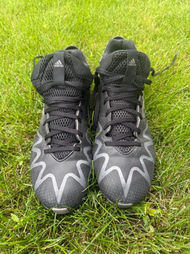 Unisex Size M 9.5 (W 10.5) Adidas Freak Low Top Molded Cleats (Used)