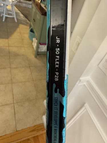 Junior CCM JetSpeed FT9 Pro - Right Handed Hockey Stick P28 50 Flex (Used)