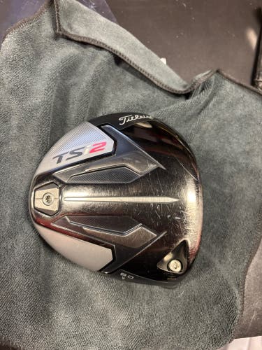 2020 Titleist TSi2 Right Handed Driver Loft 8 (Used)