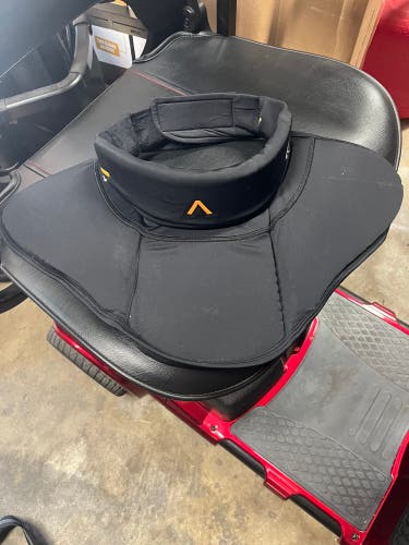 Aegis Senior L/XL goalie neck protector