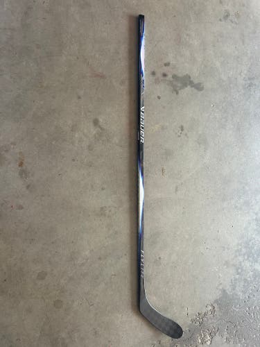 Senior Bauer Vapor Flylite Left Hand Hockey Stick P28 70 Flex (Used)