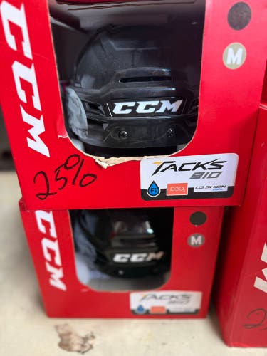 Medium CCM Tacks 910 Helmet (New)