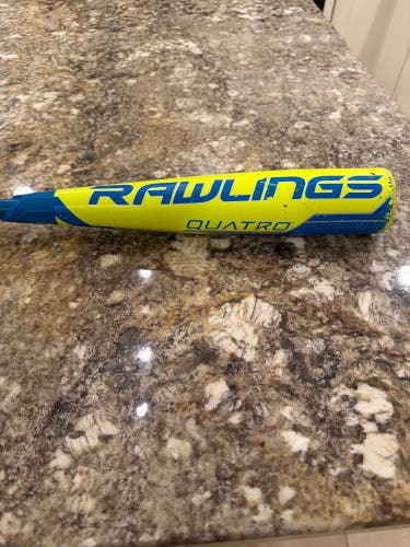2018 Rawlings Quatro Glowstick USA (-10) 18 oz 28"