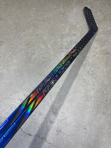 2 Pack 82 Flex P92M Senior Bauer Tracer Left Hand Hockey Stick Pro Stock NHL (New)