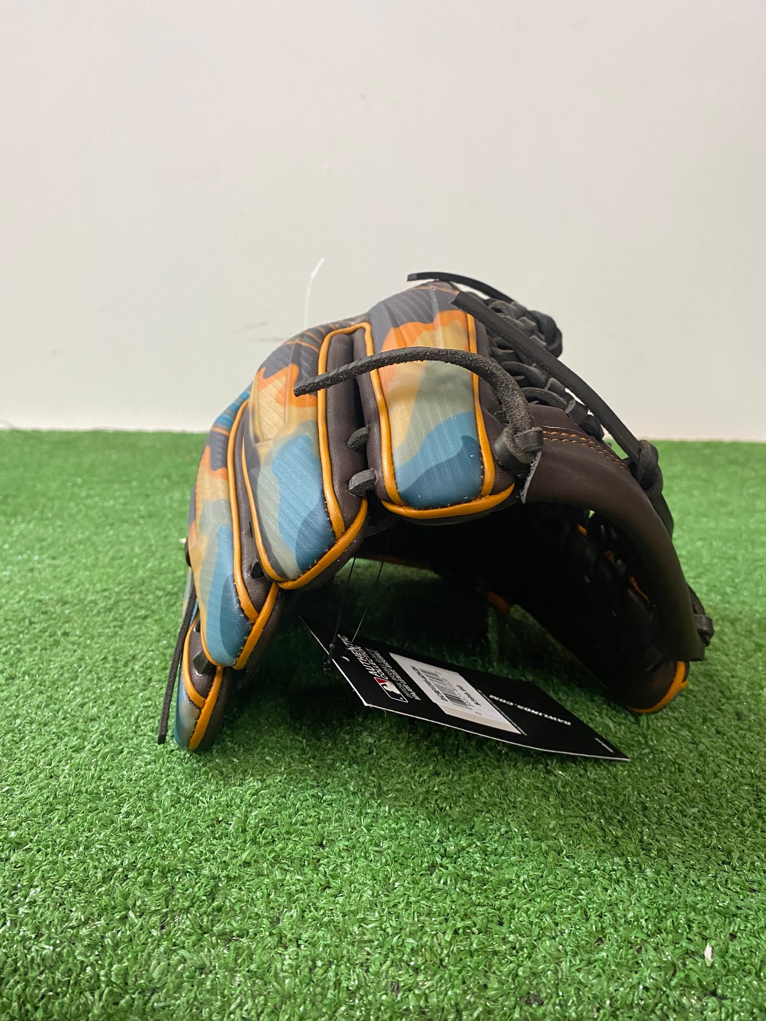 Elysian Pro Grade Kip Baseball glove | SidelineSwap | Buy and Sell