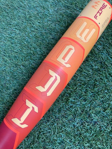 Easton Hype Fire (2 3/4") USSSA Bat (-10) 2025