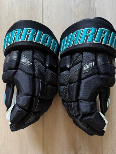 Warrior Covert QR1 Pro Gloves 14" Pro Stock (New)
