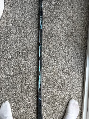 Junior Bauer Proto-R Left Hand Hockey Stick P28 55 Flex (Used)
