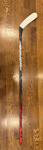 Senior Bauer Vapor Flylite Right Handed Hockey Stick P92 77 Flex Pro Stock (Used)