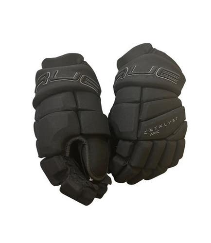 True Catalyst Arc Blackout SMU Hockey Gloves (New)