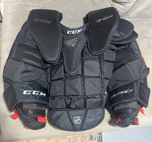 XL CCM CL 500 Goalie Chest Protector (Used)