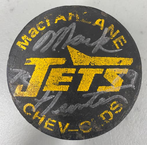 Mark Hunter autographed Petrolia Jets puck