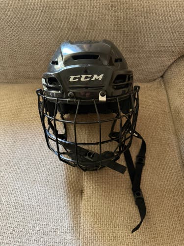 Medium CCM Tacks 310 Helmet (Used)