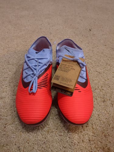 Men's Size M 9.5 (W 10.5) Nike Phantom 6 Academy Cleats (New)