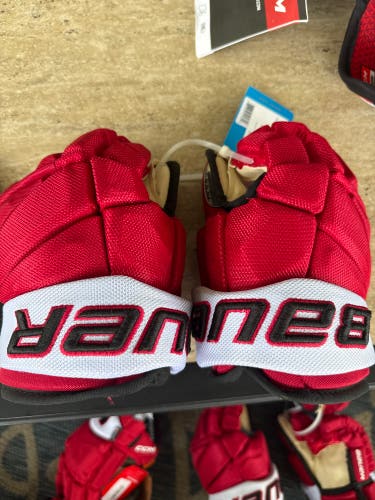 Bauer Vapor Team Pro Gloves 10" (New)
