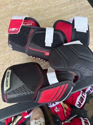 Senior Large Bauer Elbow Pads (New)